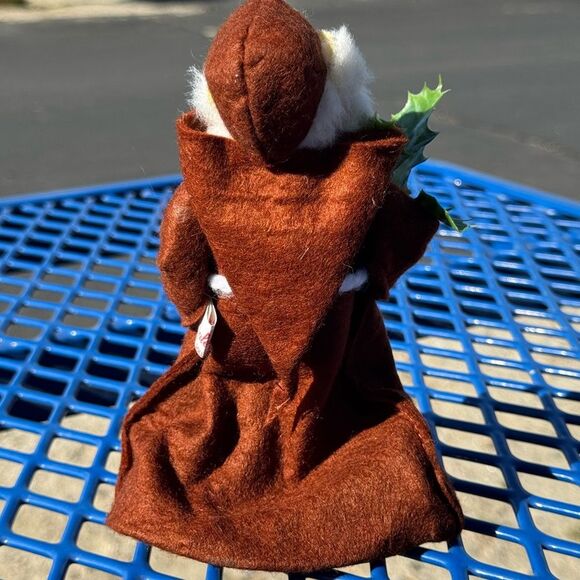 Annalee Mobilitee Doll Monk Poinsettia 1969 Vintage Christmas Decor - Picture 5 of 12